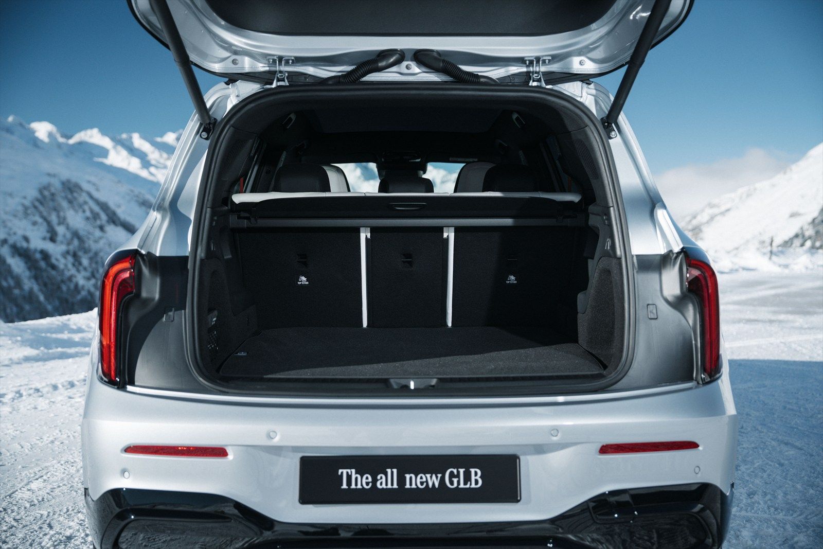 メルセデス・ベンツGLB（写真：Mercedes-Benz）