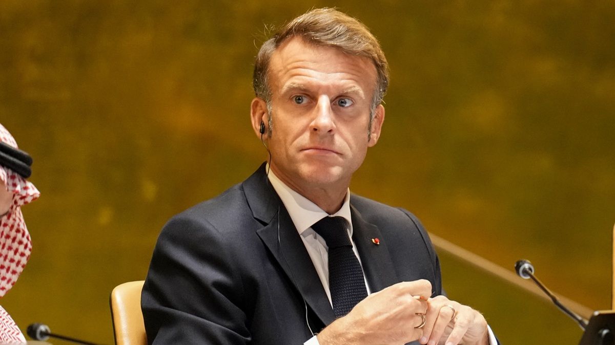 マクロン大統領