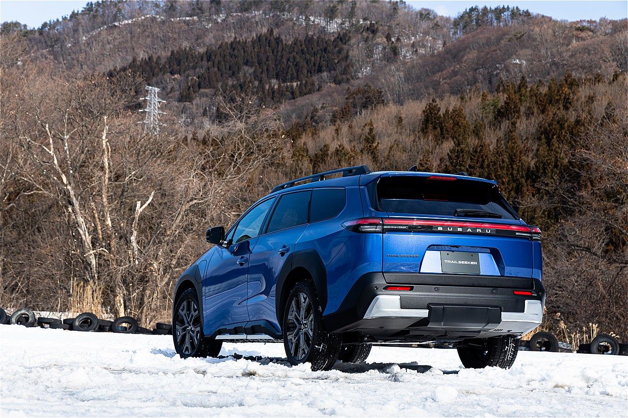 2026年4月上旬に正式発表予定、スバル新型BEV「トレイルシーカー」のプロトタイプ（写真：三木 宏章）