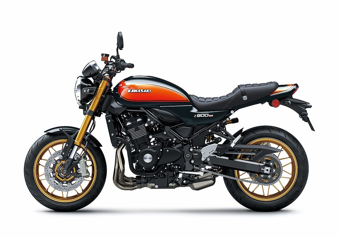 カワサキの新型「Z900RS SE」(写真：カワサキモータースジャパン）