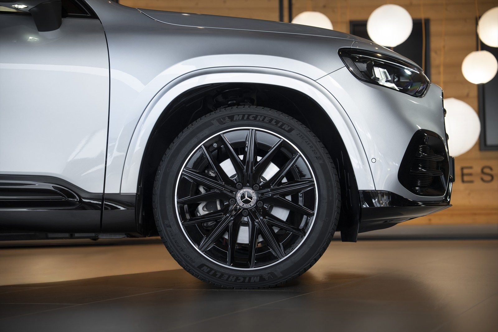 メルセデス・ベンツGLB（写真：Mercedes-Benz）