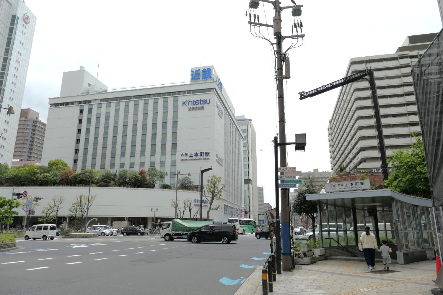 大阪上本町駅