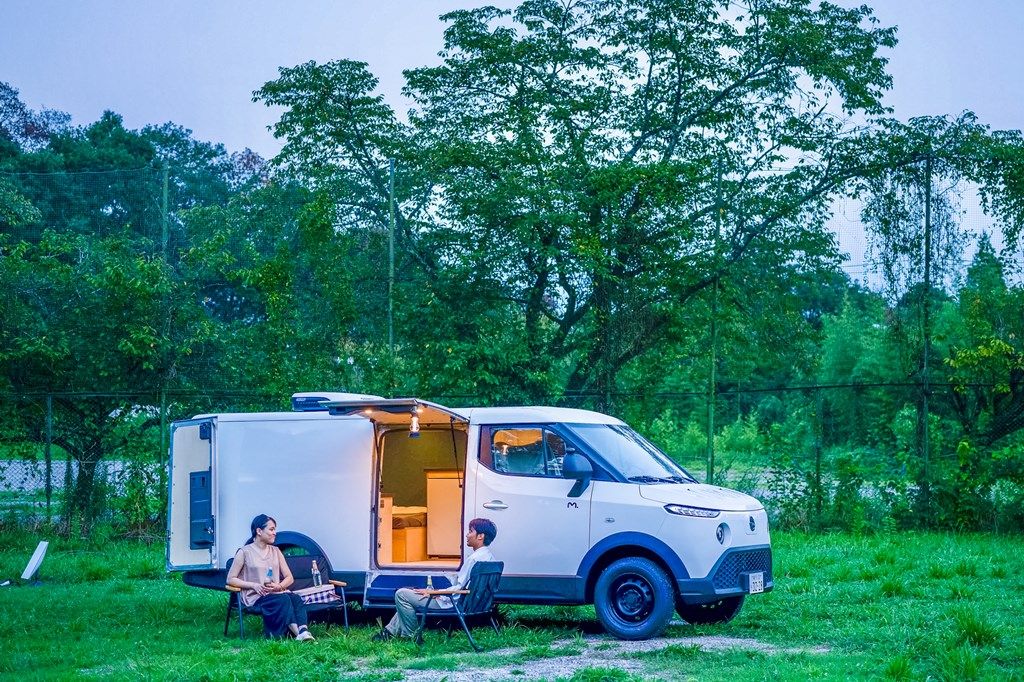EVキャンピングカー専門ブランド「ムーン」の「T-01」（写真：Carstay）