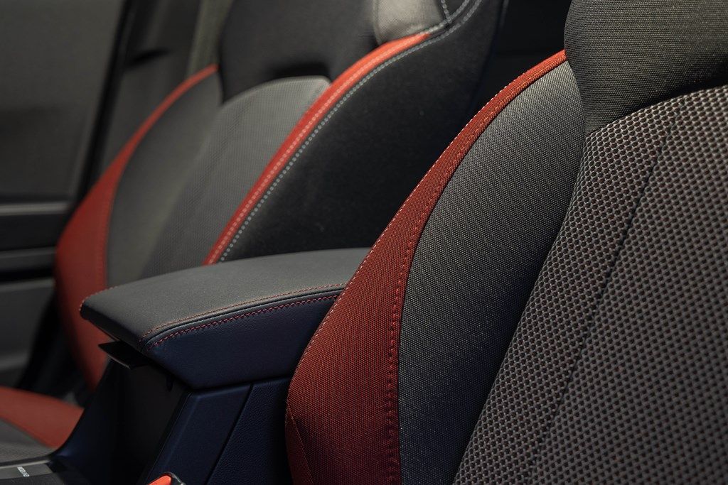 LAショーで発表された新型インプレッサ（写真：Subaru of America）