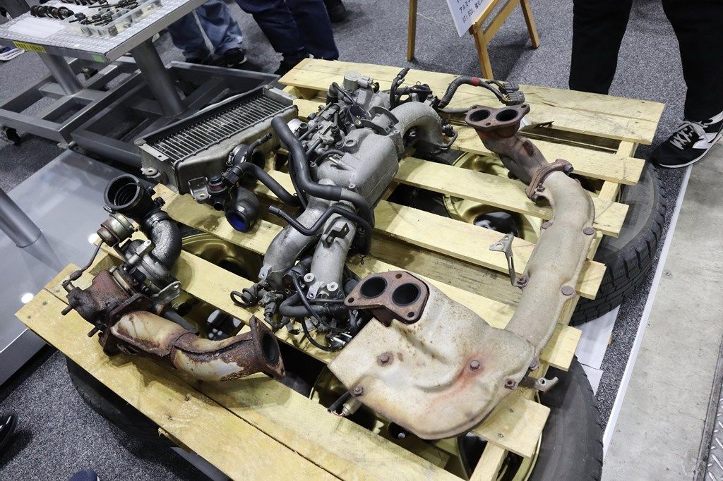 ノスタルジック2デイズ2026で新サービス「スバル ヘリテージサービス」をプロモーションしたスバル（写真：筆者撮影）