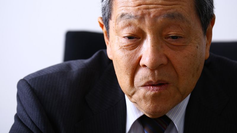LAMY2000万年筆のペン先を比較(EF極細・F ...