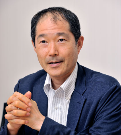 内田信也氏