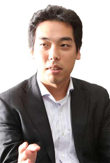 吉本 憲文 氏