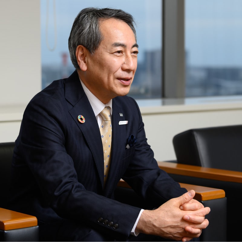 山北 栄二郎 氏