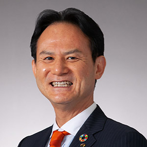 柳 良平 氏