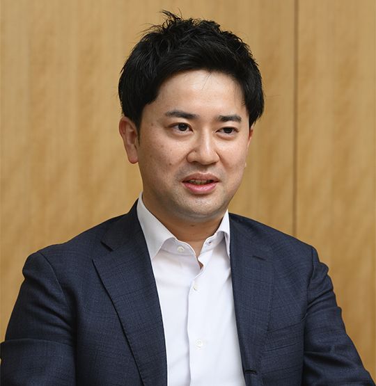 イノベーション本部マーケティングDXグループ (旧・デジタルビジネス推進チーム) 竹内 勇希氏